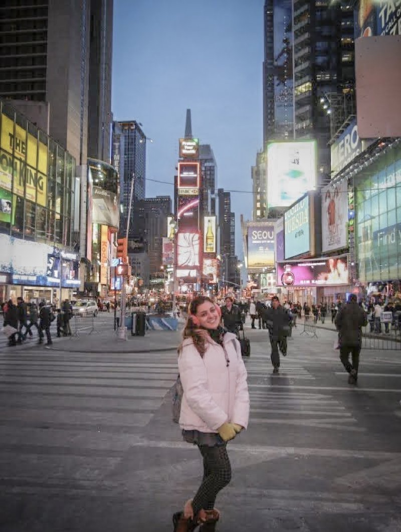Barbara em Times Square, Nova York, 2008